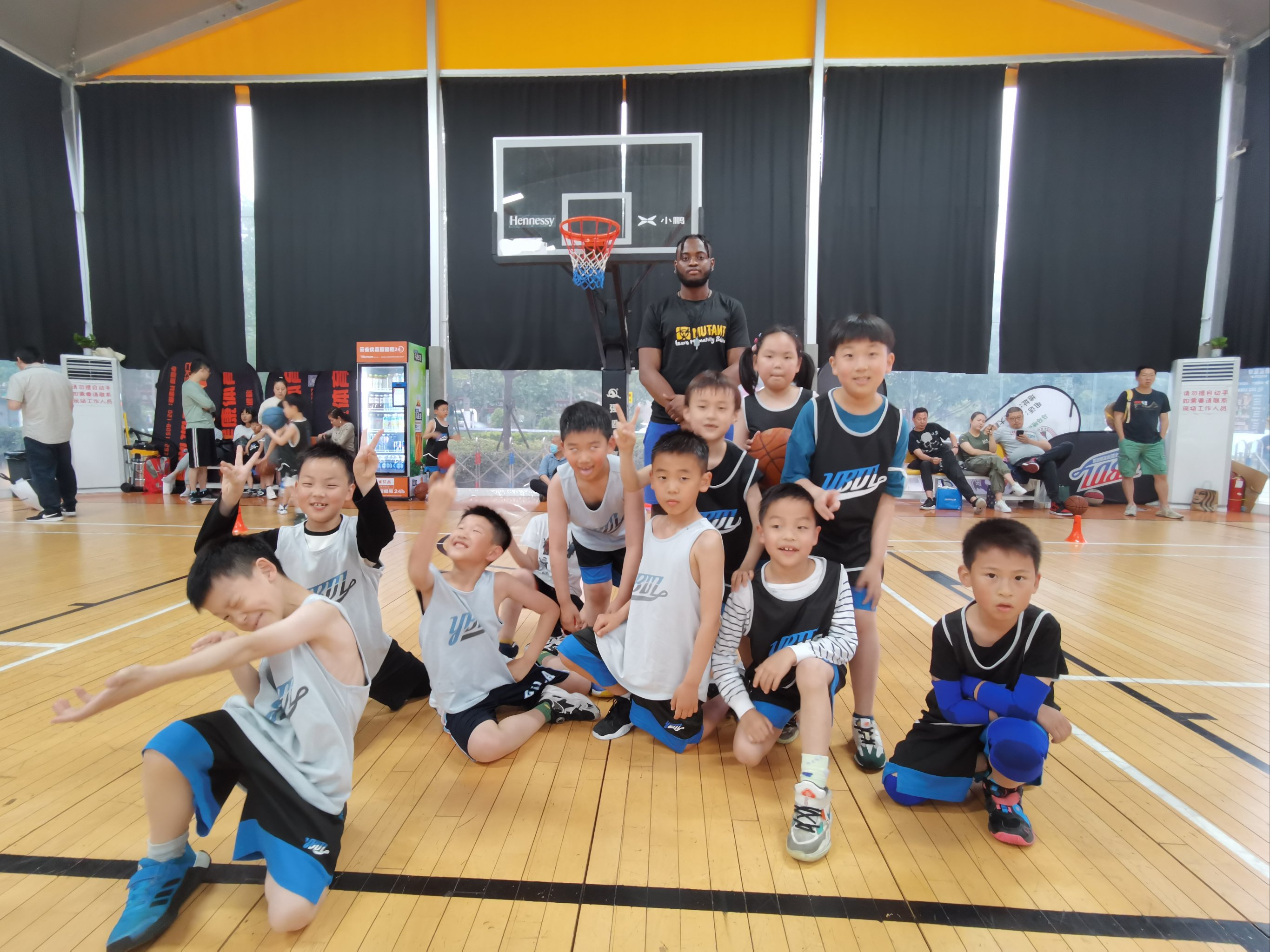在线篮球教学平台快速发展，为青少年提供优质训练资源的简单介绍