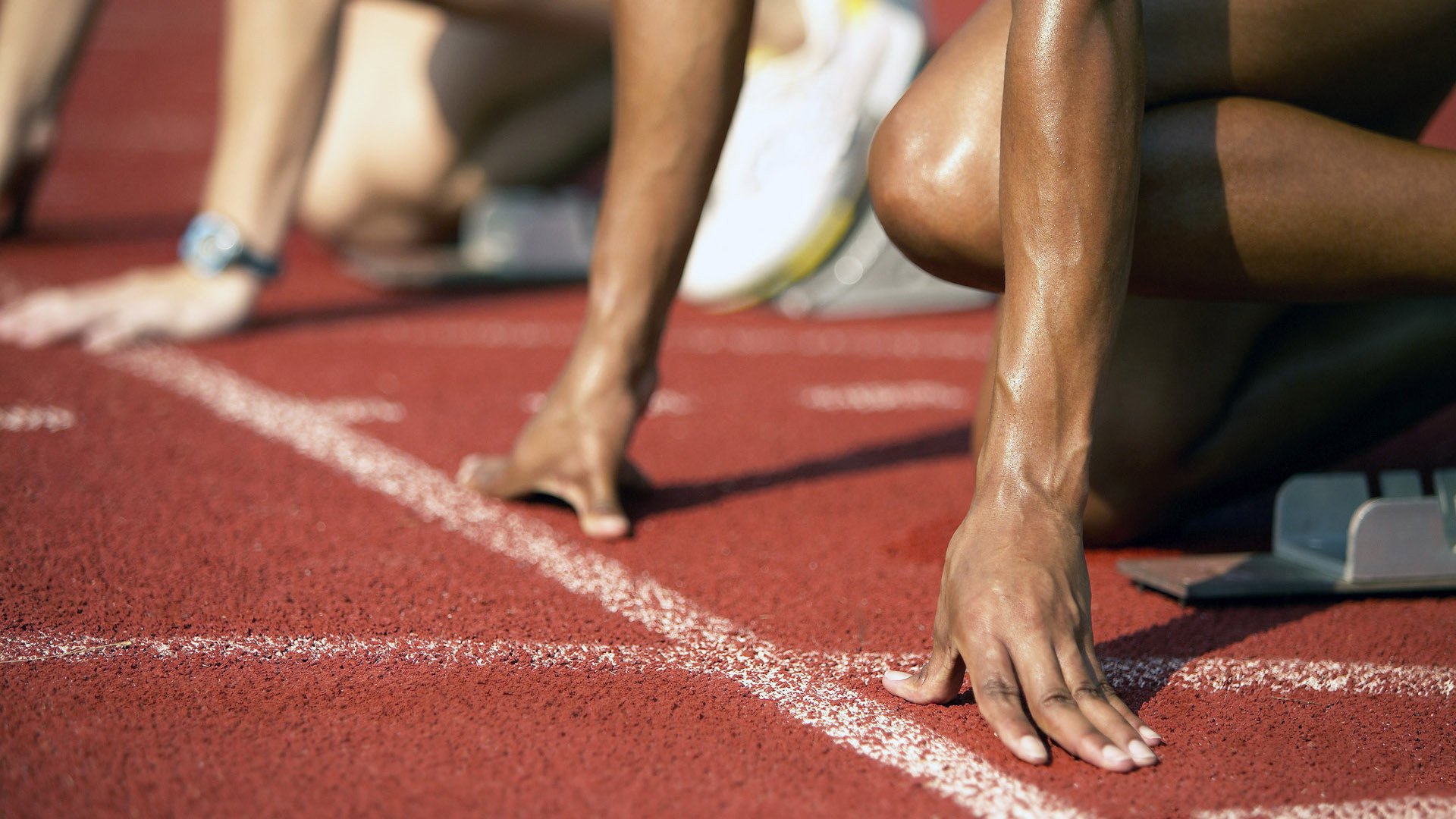 法甲豪门对抗：战术创新打动每一位观众，法甲豪门宣布全队停薪