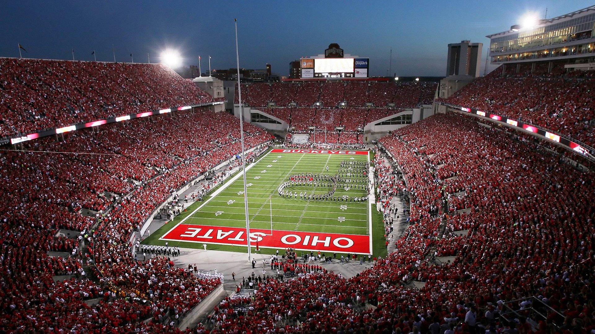 _场馆创新：搭建绿色环保、科技感十足的新比赛场地_，竞赛场馆运行