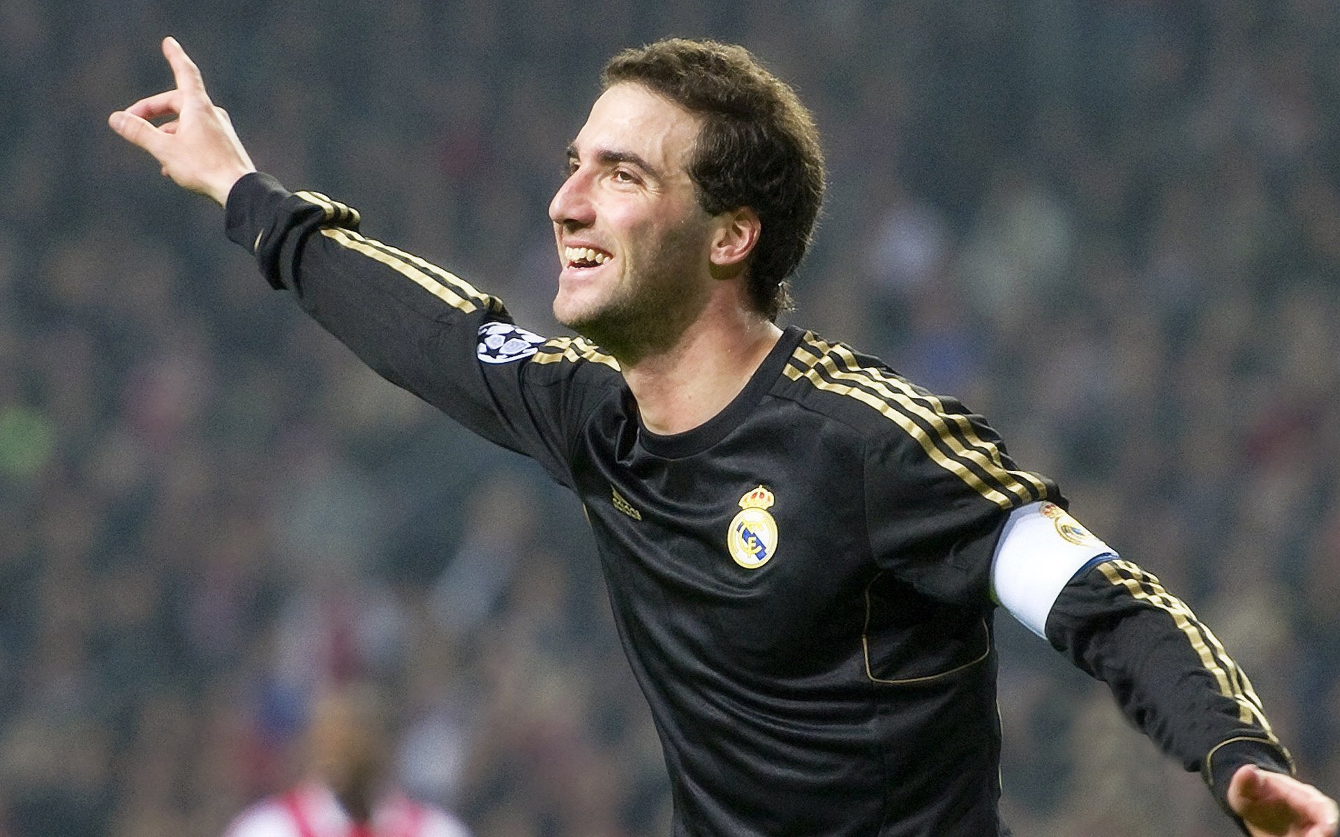 九游(jiuyou)官方网站-电竞市场规模突破百亿，行业潜力无限，电竞市场收入360亿